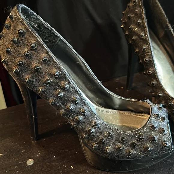 Closet clean out!! - Picture 4 of 8